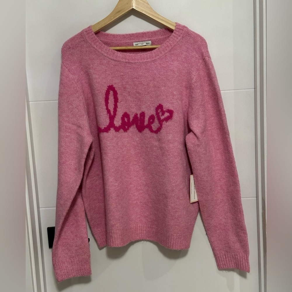 ✨NWT✨ cupcakes & cashmere: Women’s Sweater- Size XL (pit to pit approx 24in)